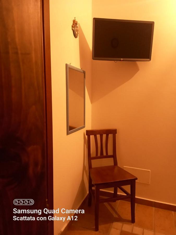 B&B Da Maria Teresa - มาราเตอา ภายนอก รูปภาพ